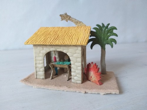 Alte kleine weihnachtskrippe - kleine,